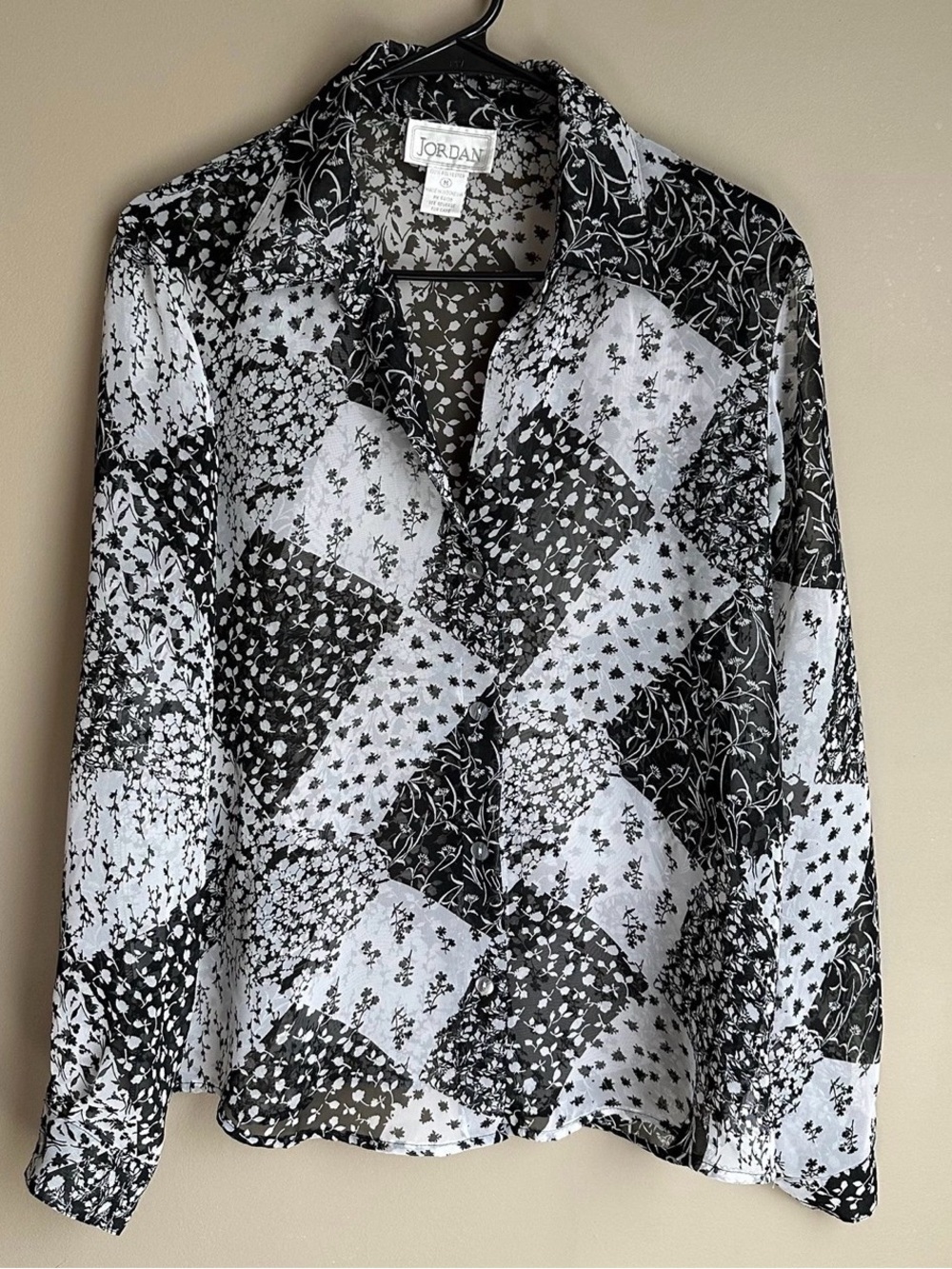 Jordan Women's Size M Black and White Floral Patchwork Button-Down Shirt